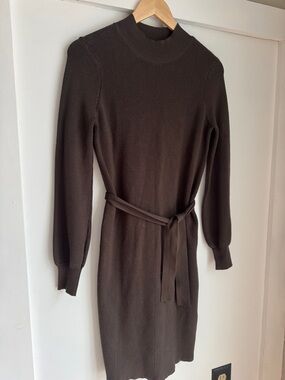 Simply Vera Vera Wang Brown Long-Sleeve Knit Belted Dress